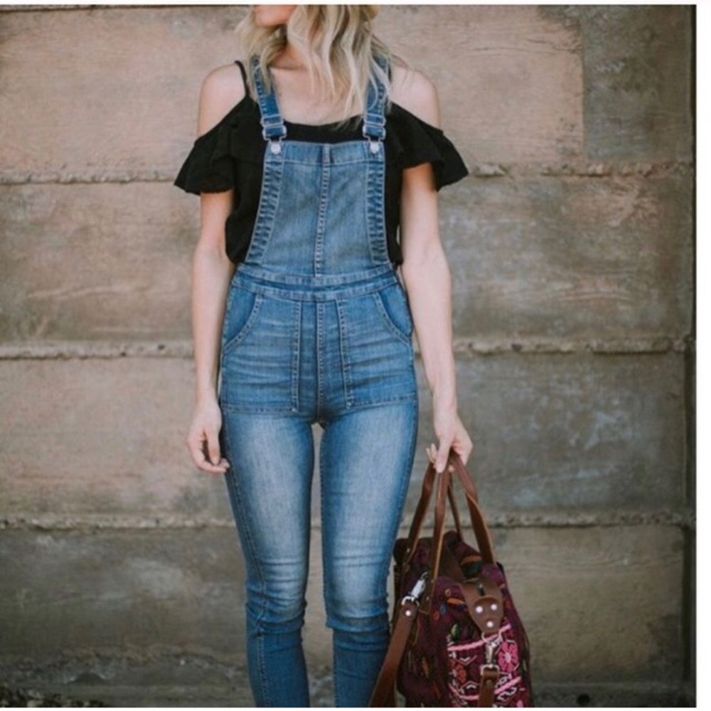 Madewell overall skinny jean with undone hem xxs